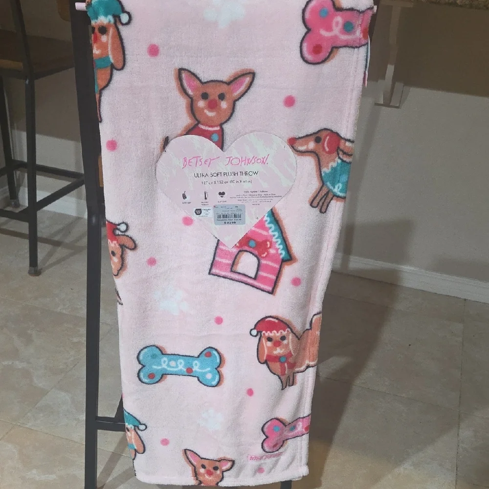 Betsey Johnson Pink Gingerbread Dog Throw